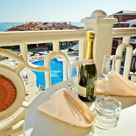 Hotel Saint George Palace