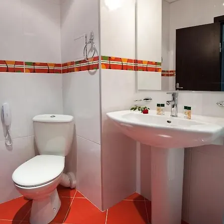 Hotel Saint George Palace 3*